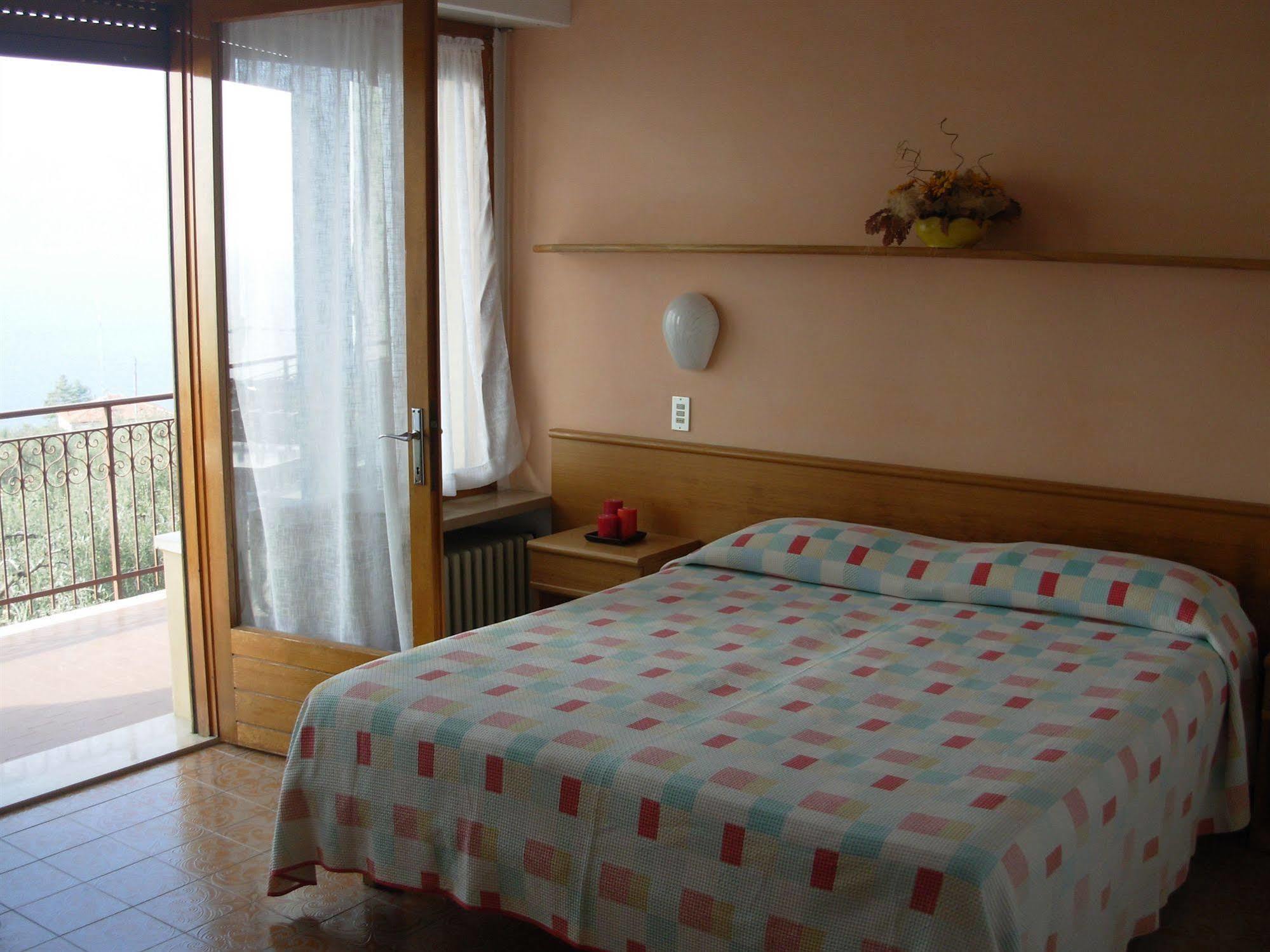 Hotel Casa Gagliardi Brenzone sul Garda Ngoại thất bức ảnh