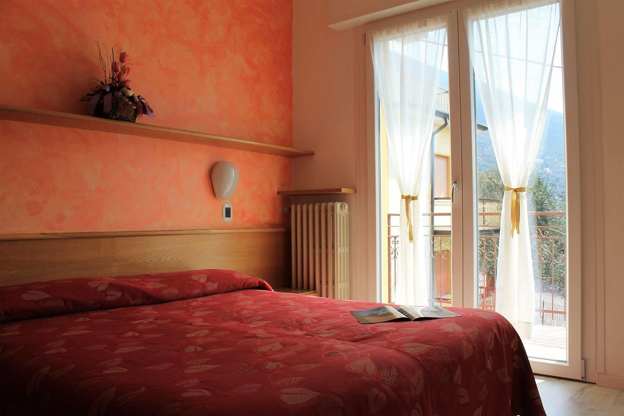 Hotel Casa Gagliardi Brenzone sul Garda Ngoại thất bức ảnh